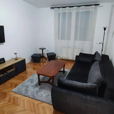 Apartament Central Lake Apartment Kragujevac