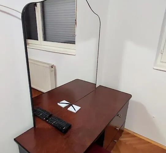 Central Lake Apartment