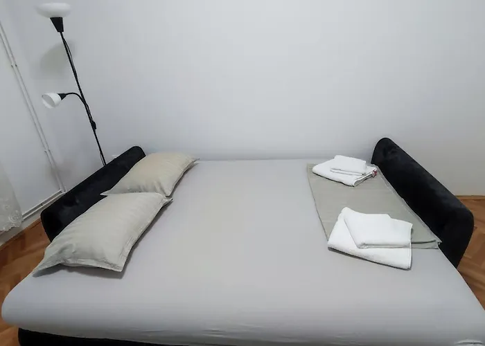 Central Lake Apartment 克拉古耶瓦茨